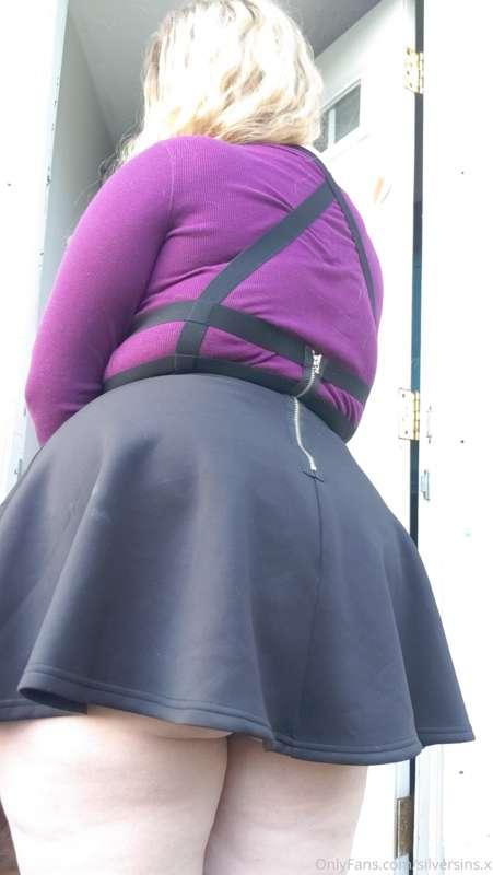 Do you like this outfit? 💜