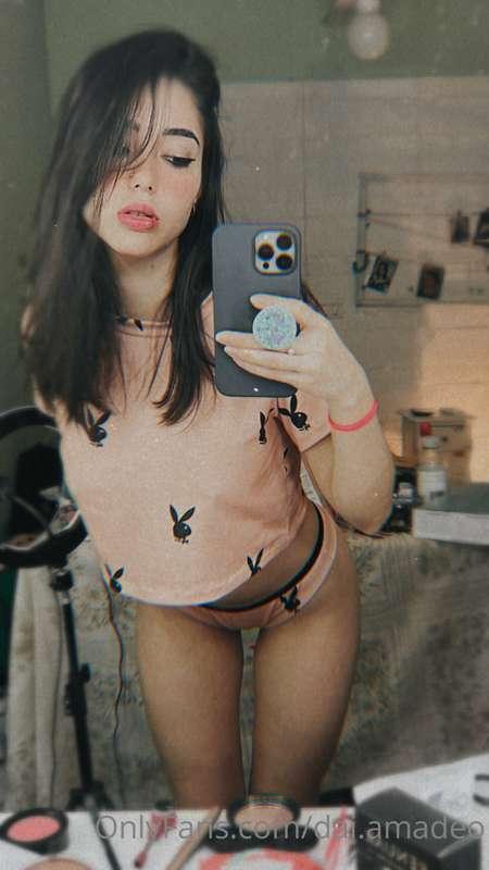 DM for Hot Content🔥🔥🔥