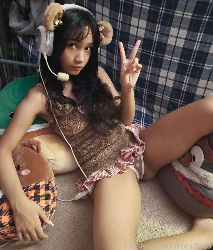dakotapluto image #1