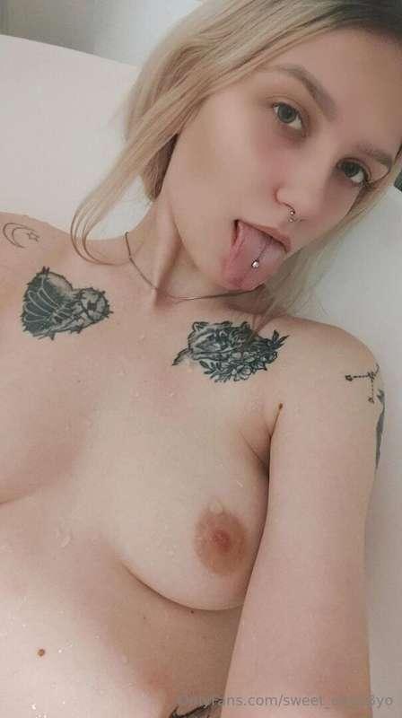 💦ATTENTION: The hottest student on the internet is online🔥Ba..