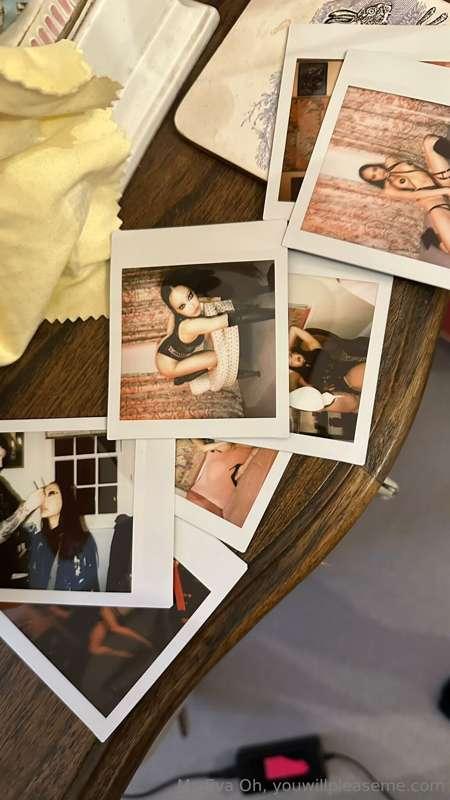 I'm putting up some of these interesting Polaroids. Imagine ..