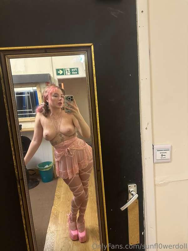 sunfl0werdoll image #3