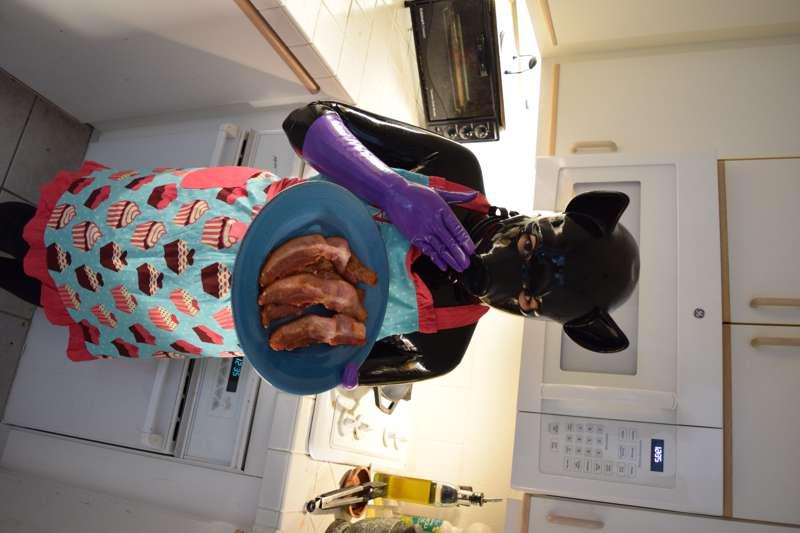 072 - LATEXSERIES Cooking Piggy (Part 5)