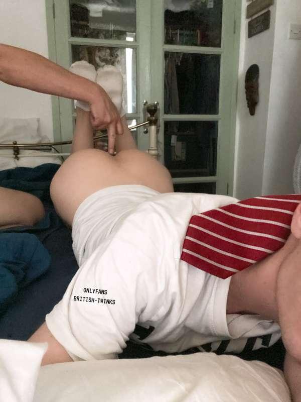 british-twinks image #5