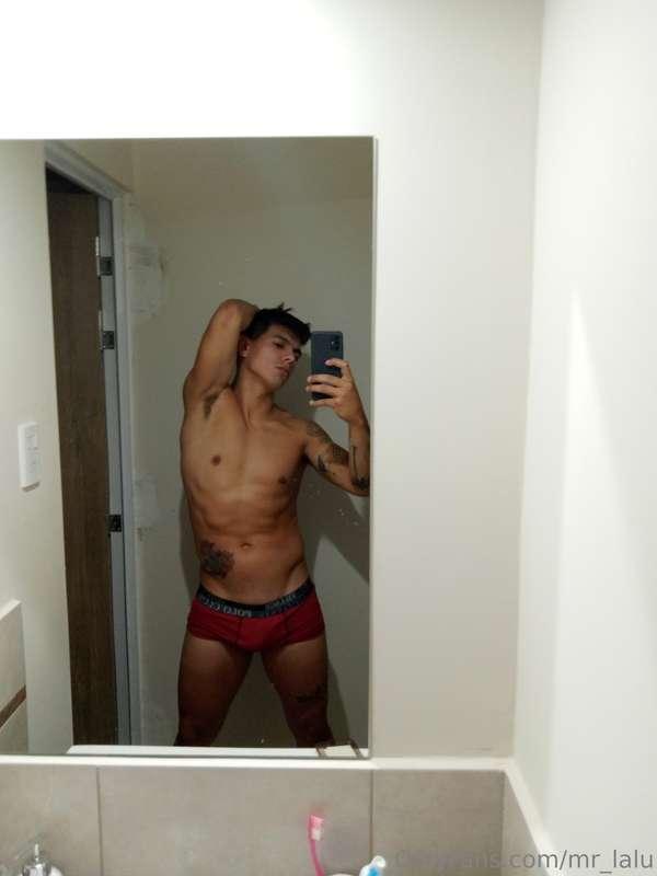 # Do my fans like my armpits? 🎁