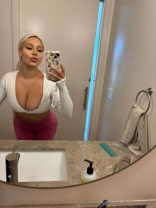 Can I practice my lap dance skills on you? 🥵