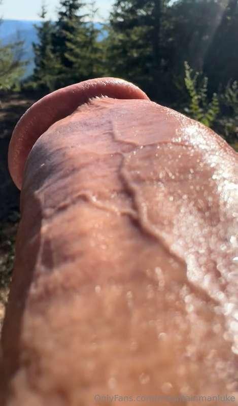 Thick veiny meat 🍆