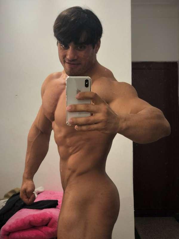 Just Today, checking myself at the mirror, i hope this pic m..