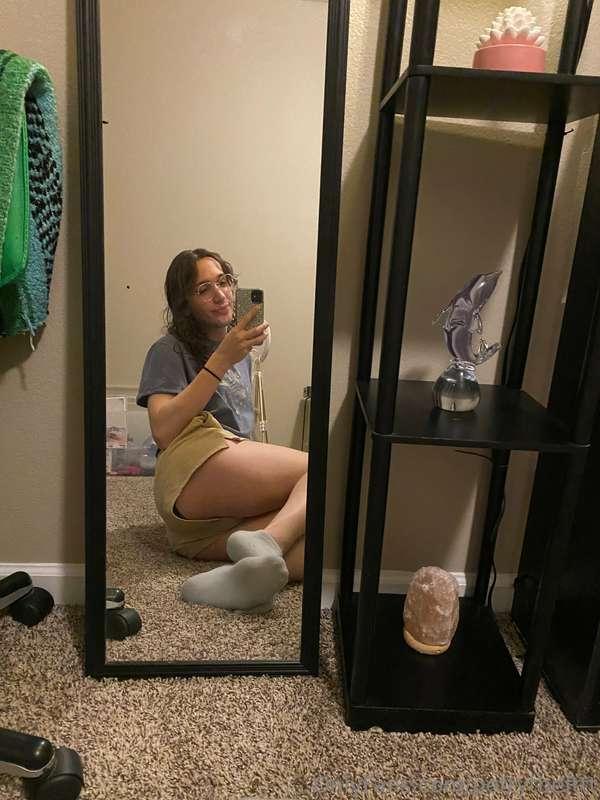 Would you accept these late night nudes from your tgirl gf? ..