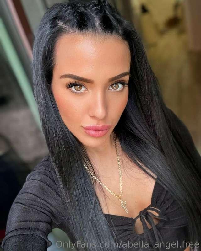Happy weekend 🫶🏼🫦 @bella_angel.vip