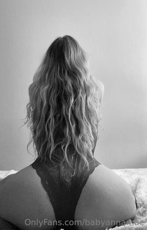just some long hair in need of being pulled 🥺