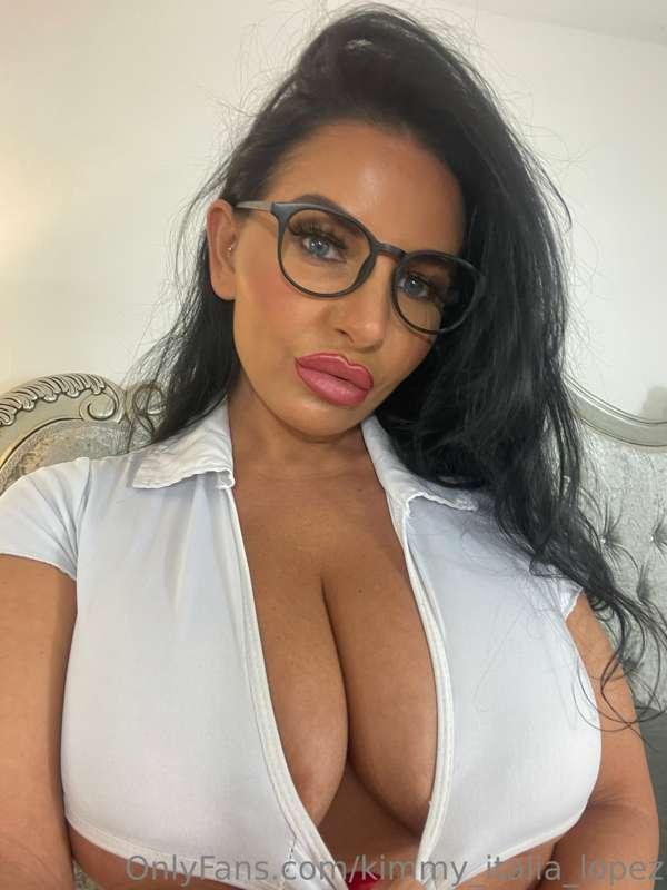**Do you like a naughty secretary**?