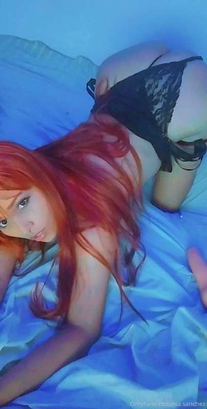Hola chico !! Te deseo una buena semana 🤗 papasito 😈!! 🤤
Hel..