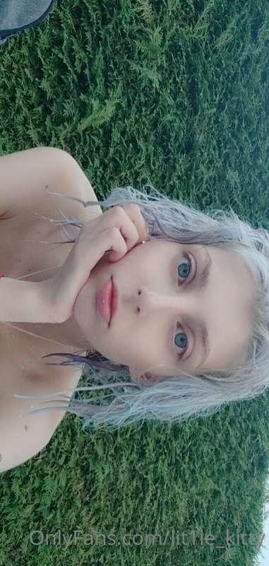 swimming pool 🥵🥵🥵🥵 .
today so hot 🔥