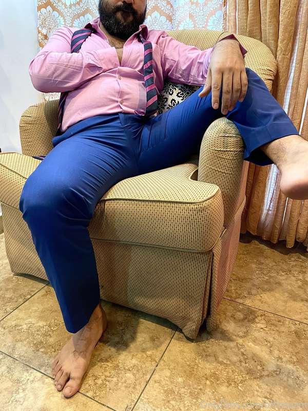 • Horny at the hotel. New video coming soon, with lots of mi..