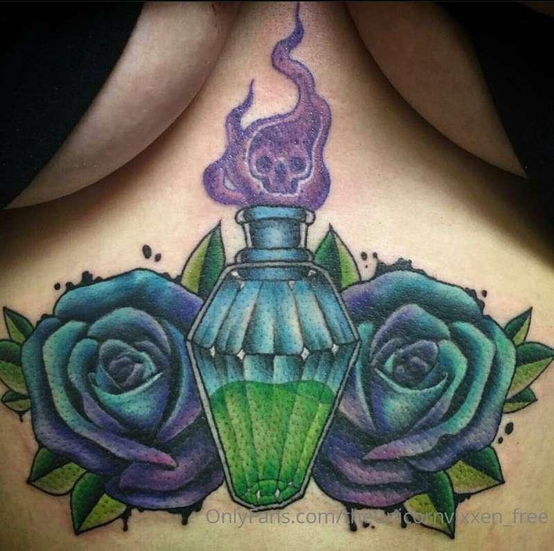 alot of you have asked for a close up of my tattoo ... well ..