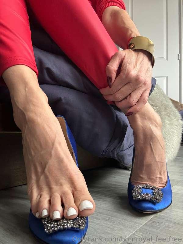 Full album of veins, arches and tendons @bornroyal_feet 