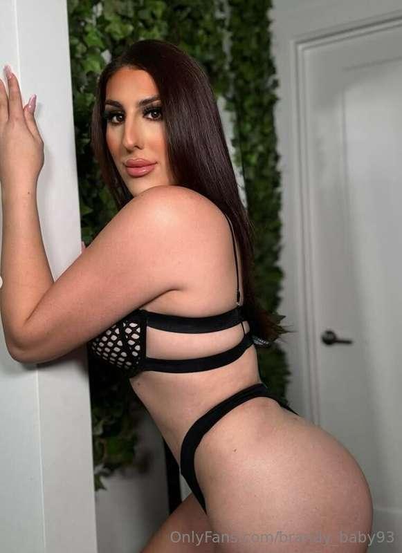 Start the weekend off with me😜