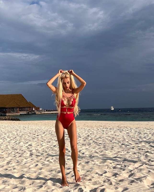 In my summer everyday outfit 😘🥰