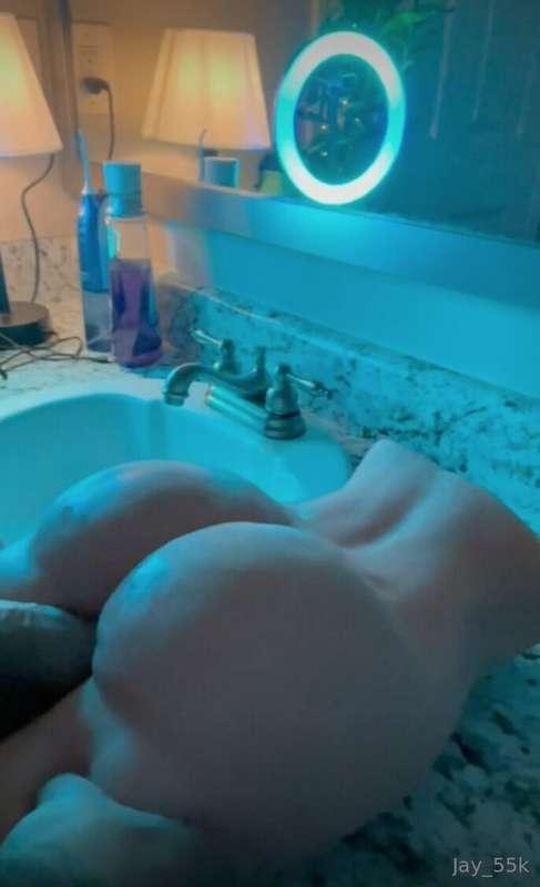Fucking one of my favorite sex toys...Watch more than 8 minu..