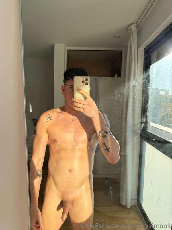 😝🥰😍