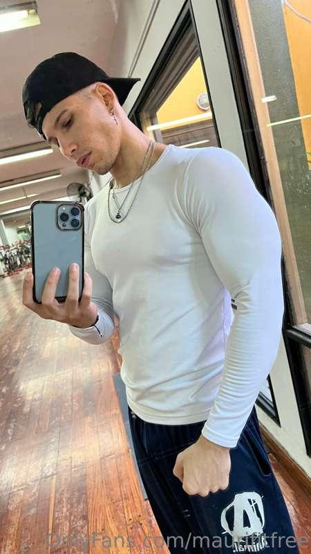 Te gustan las camisetas ajustadas?