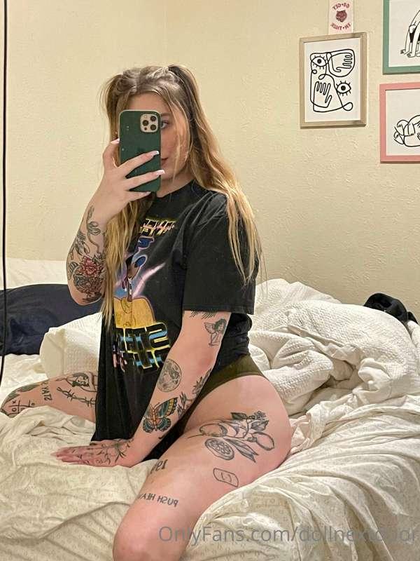 your trans gf is sending you photos while you’re out at the ..