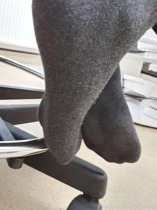 Wonder who would want these feet after iv been at work all d..