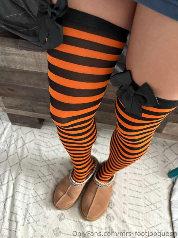 mrs_footjobqueen image #13