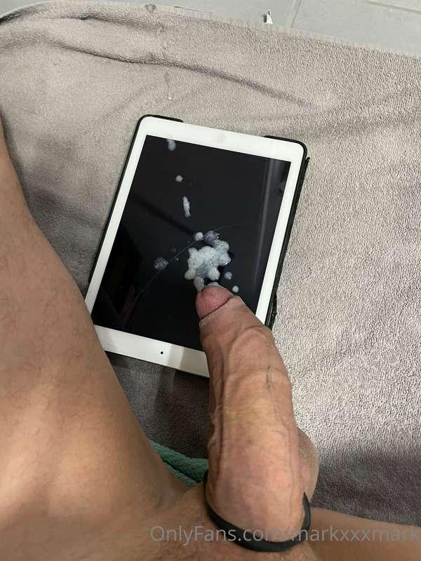 Do you want a pic or a video
with your (or your friends)
Fac..