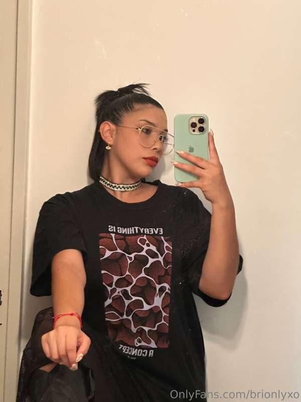 Look into my eyes and get enchanted😜🥰