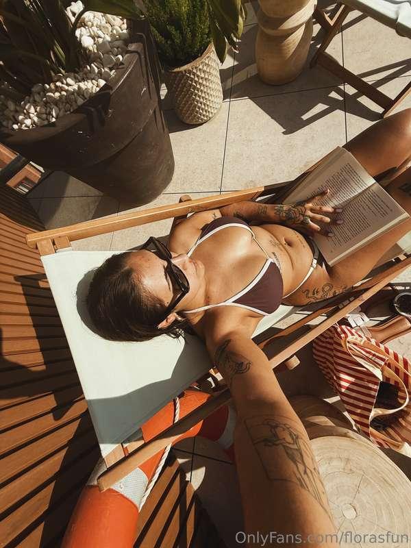 Hey! What's hot? 😎