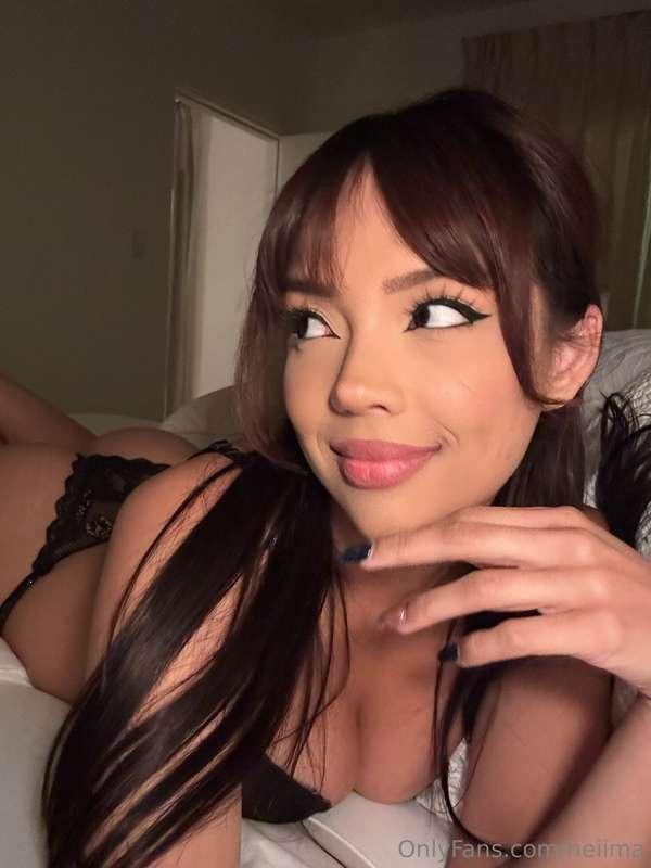 just layin here naked… bet u’d lose it if u saw what I’m doi..