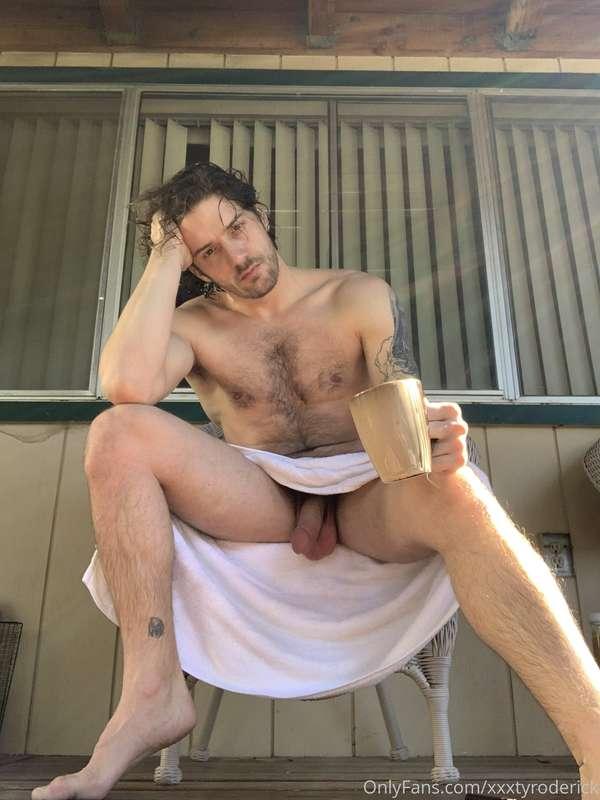 xxxtyroderick image #4