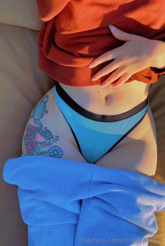 Ever wondered what I smell or taste like…? 😋💦
Purchase my wo..