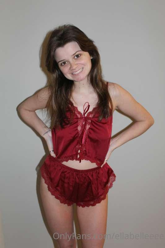 do you like my outfit daddy? :)