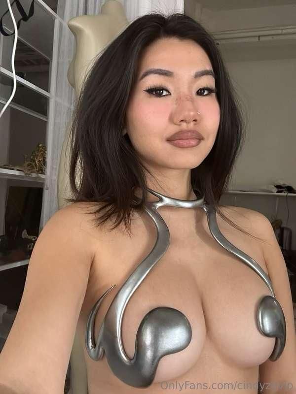 metallic baddie