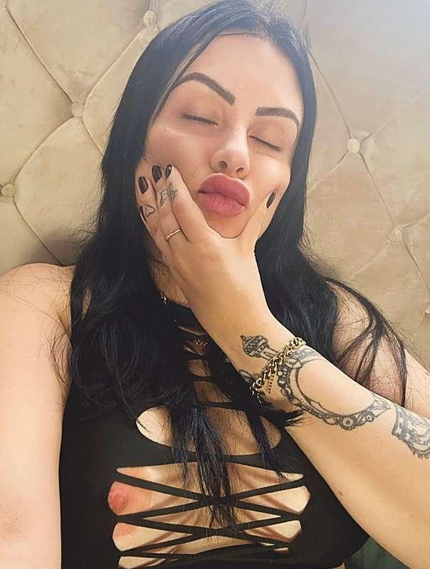 Kiss for you💋Um beijo para vc.