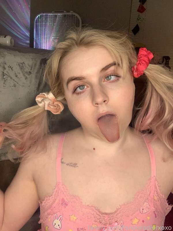 Fuck my lights out 

https://fans.ly/r/Pandoradiorxoxo

#sex #fyp #fuck #hard #plow #slam #smash #ahegao #pigtails #lg #goodgirl #innocent #crosseyed #pandoradior #pandora #dior #blonde #bombshell 
