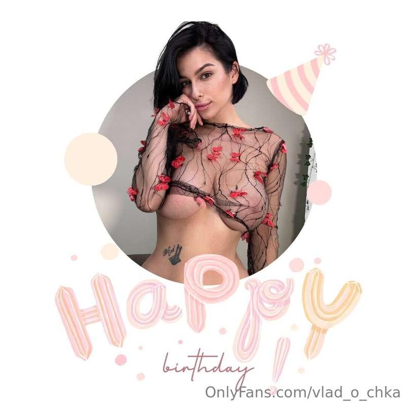 🎂 My birthday’s coming up — April 20th 👀And I thought… why n..