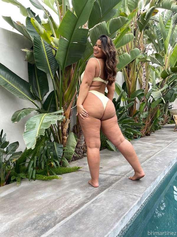 A Bri in her natural habitat 🌿🥰