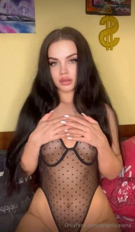 **Nothing is more sexy than confidence** 🥰