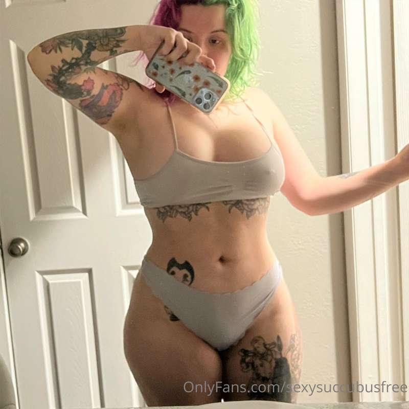 Still doing a sale on my vip @sexysuccubus ill be filming my..