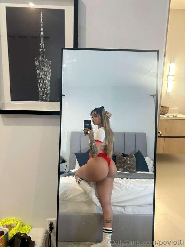 I NEED TO CUM 💦 like how i said in my last post im horny asf..
