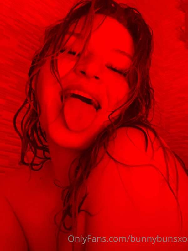 dropping bangers alll dayyyy today come see what this mouth ..