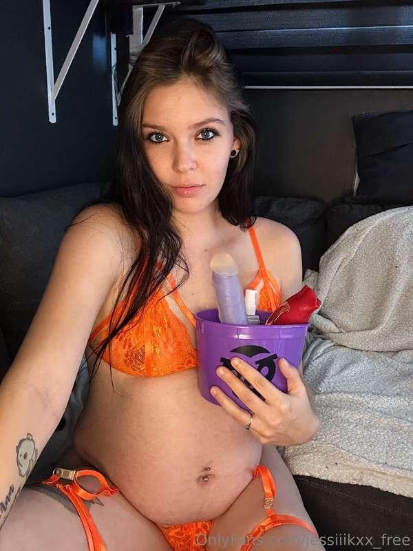 As tu un fetish de femme enceinte ? 🫣