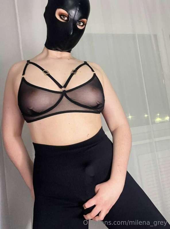 𝐅𝐑𝐄𝐄 𝐒𝐔𝐁👉 @iwantuslave 🙈🔞 "I am Mistress Bella, Queen of you..