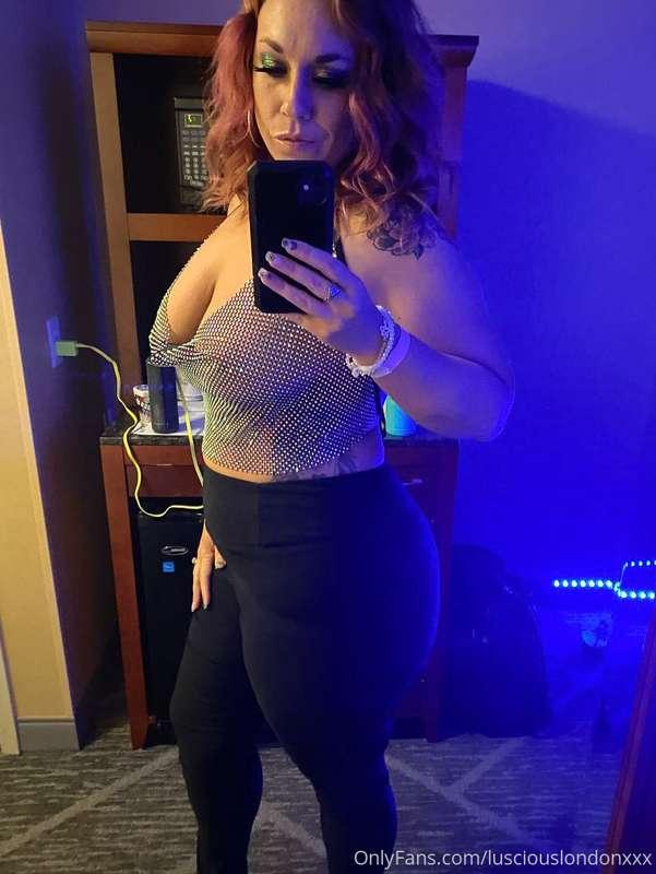 One of my sexy outfits from this weekend 😍  Hope you are hav..