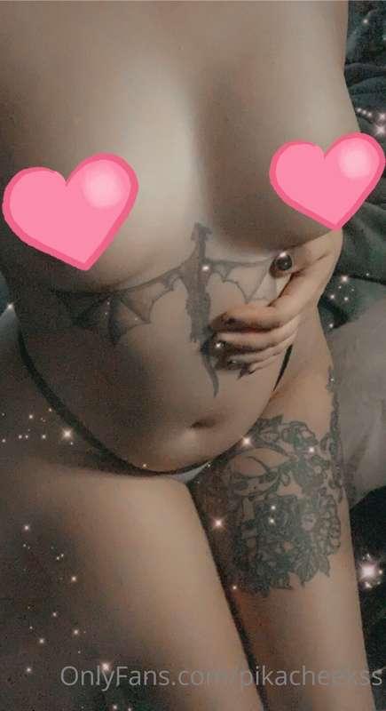 If I ever post my boobs uncensored, best believe it’ll be th..