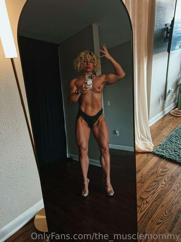 musclemarilyn image #0